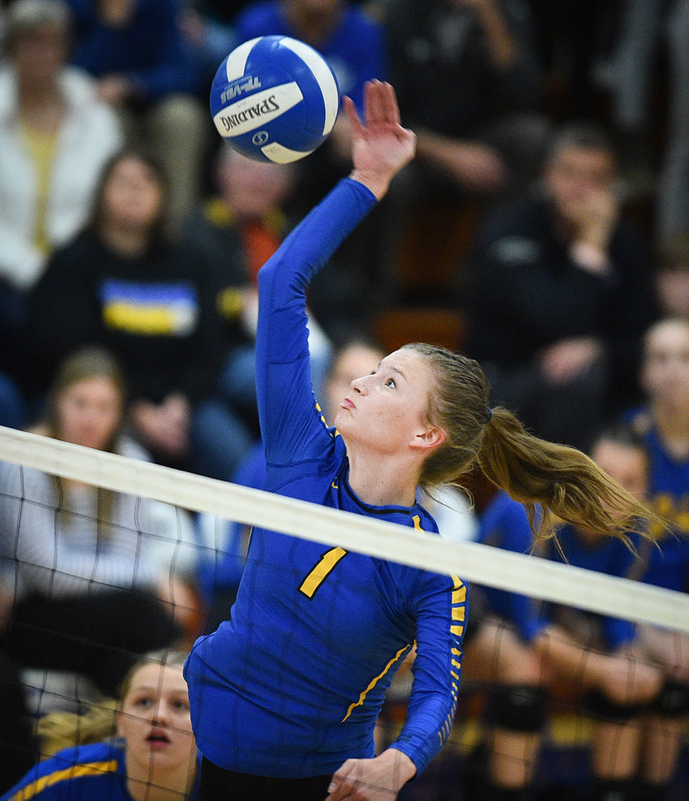 110519-qct-spt-wilton-vball-002a.JPG